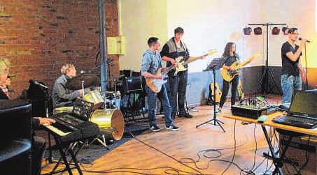 Mms Musikschulefeierte Zweijahriges Bestehen Quedlinburg Mitteldeutsche Zeitung
